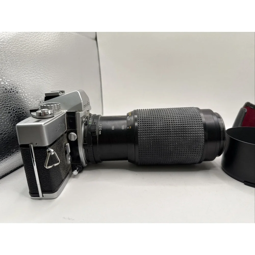Minolta SRT 101 Silver 35mm SLR Film Camera W/ MD Zoom 70-210mm 1:4 Lens Tested
